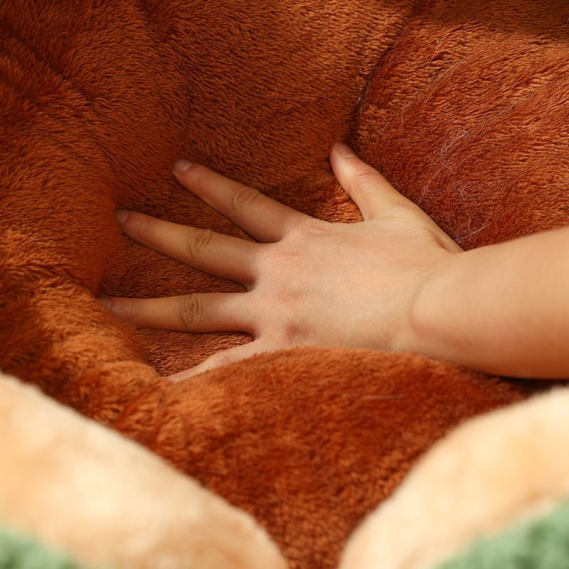 Cactus Petal Pet Bed